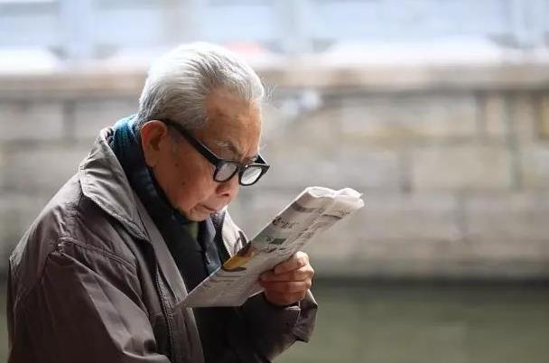 老花鏡幾年需要一換？您的老花鏡戴了多久了？