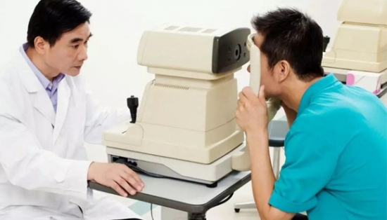 年輕時近視，老了就不會老花？近視和老花可以相互抵消？