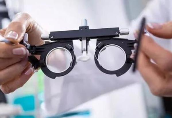 哪些人適合配漸進(jìn)多焦老花鏡 哪些人適合配漸進(jìn)多焦老花鏡