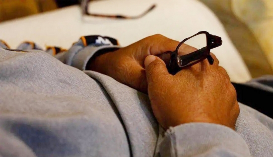 美麗島多焦鏡：王先生出門忘帶老花鏡，路邊攤買了副卻買了麻煩